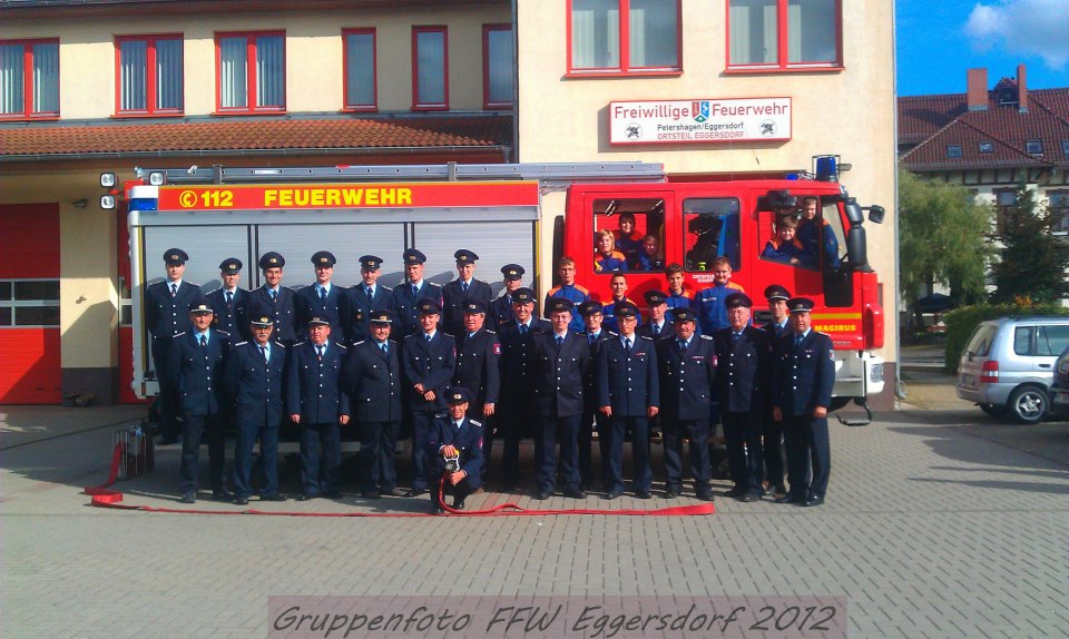 Gruppenfoto der Freiwilligen Feuerwehr Eggersdorf.